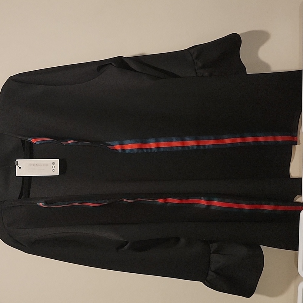 Boohoo black web coda red green stripe shawl open front black 20 size 16 us